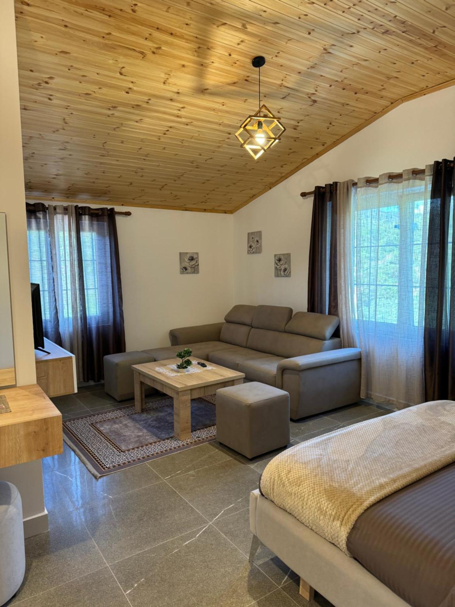 Qyteza Guest House & Camping Σκόδρα Εξωτερικό φωτογραφία