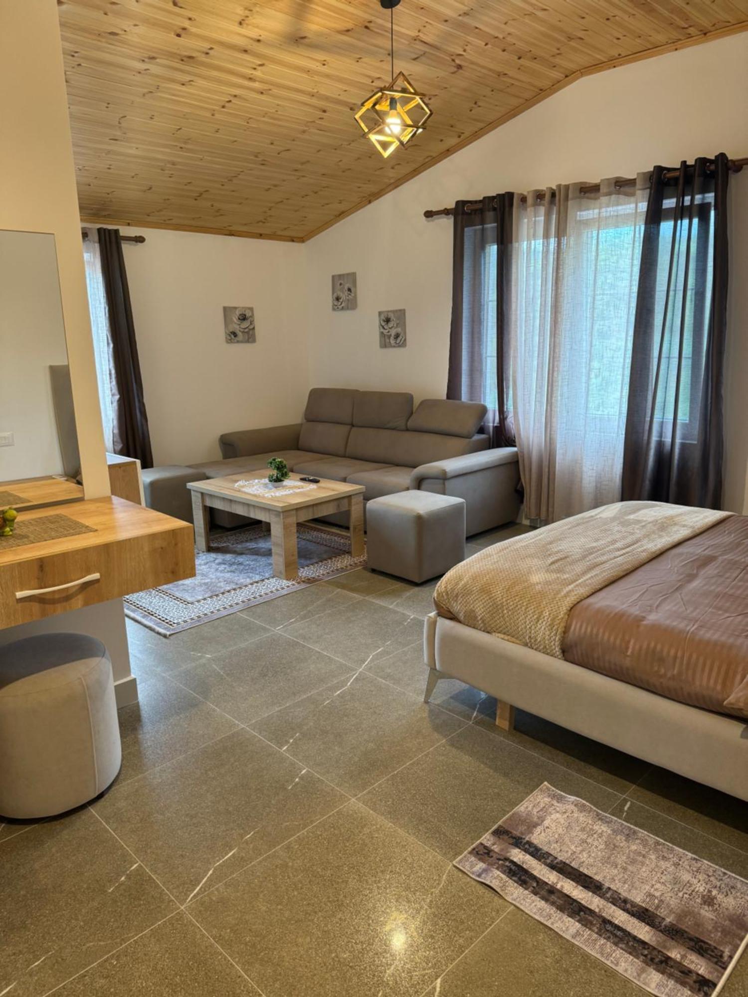 Qyteza Guest House & Camping Σκόδρα Εξωτερικό φωτογραφία